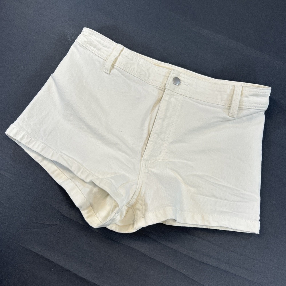 Universal Thread Sailor Shorts Womens 12  White High Rise 2.5 Inch Stretch‎ New